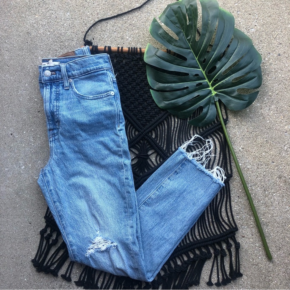 Madewell Distressed High Rise Jeans Size 26 The Perfect Vintage Jean
